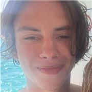 Je suis Ingénieur en emballage. Mon cursus m'a permis d'acquérir des connaissances en Maths, Physique, Chimie et Anglais.